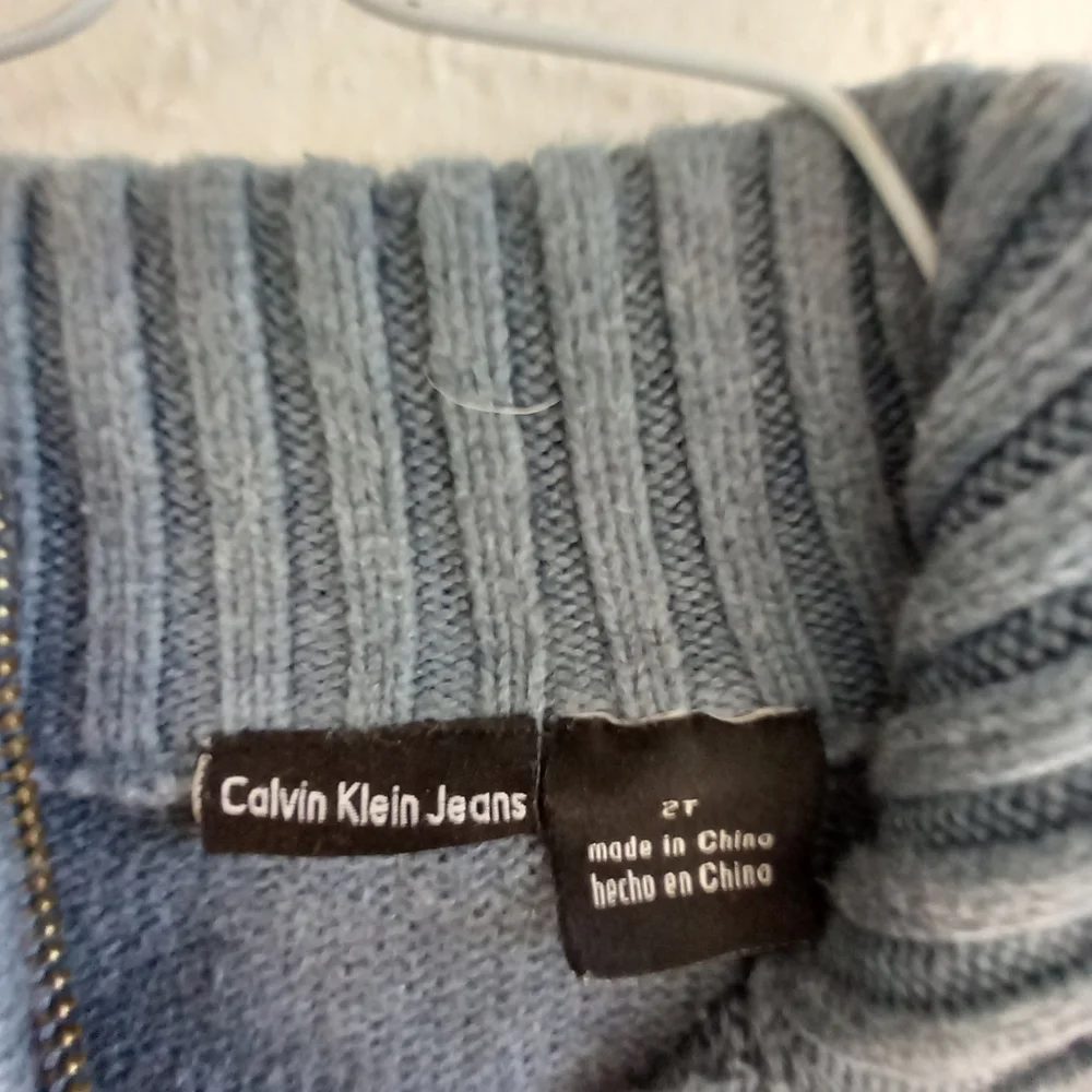 😁CALVIN KLEIN SWEATER